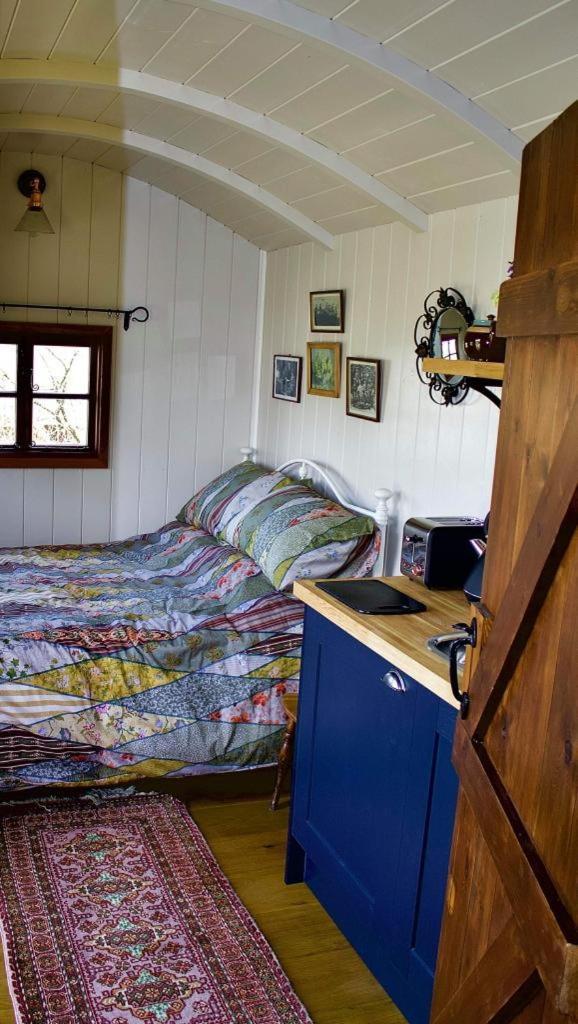 Вилла Pooks Rest Hurst Green  Экстерьер фото